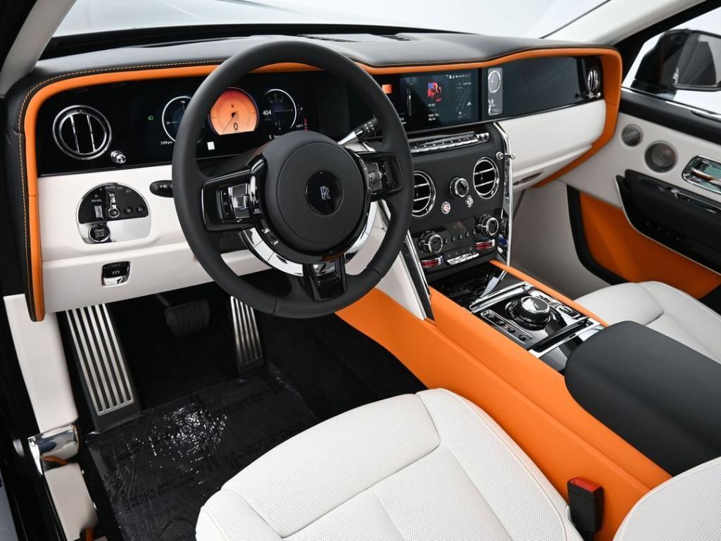 new 2026 Rolls-Royce Cullinan car, priced at $495,050