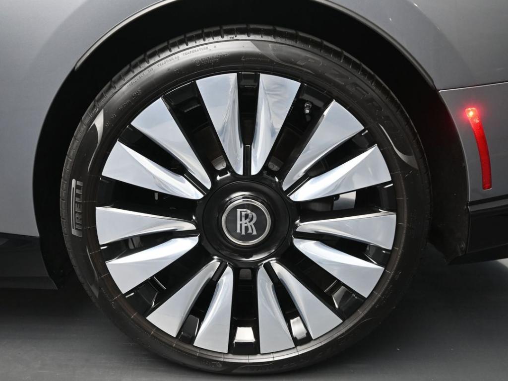 used 2025 Rolls-Royce Spectre car, priced at $409,900
