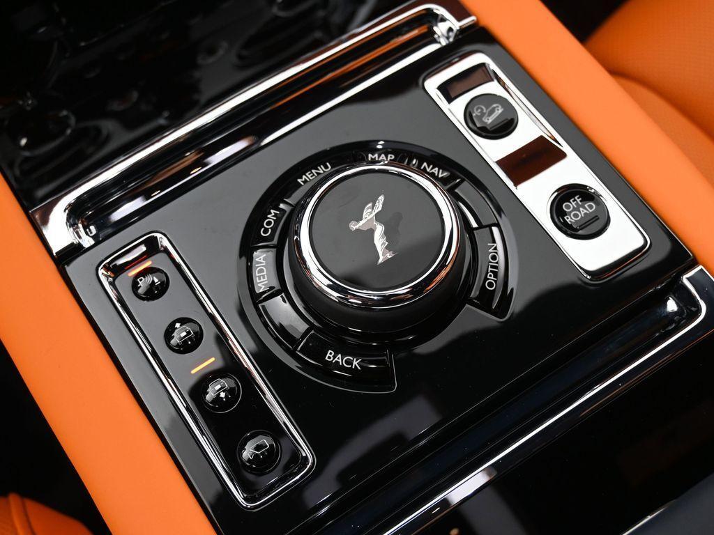 used 2023 Rolls-Royce Cullinan car, priced at $369,900