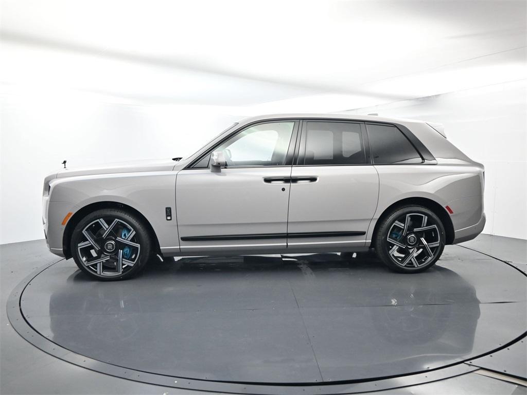 new 2026 Rolls-Royce Cullinan car, priced at $554,750