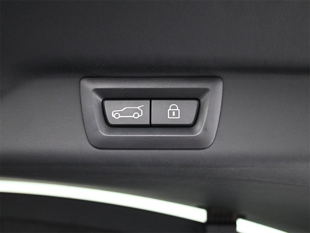 new 2026 Rolls-Royce Cullinan car, priced at $554,750