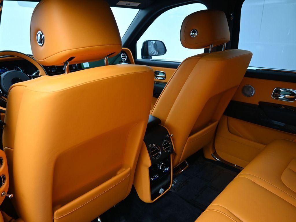 new 2026 Rolls-Royce Cullinan car, priced at $565,050