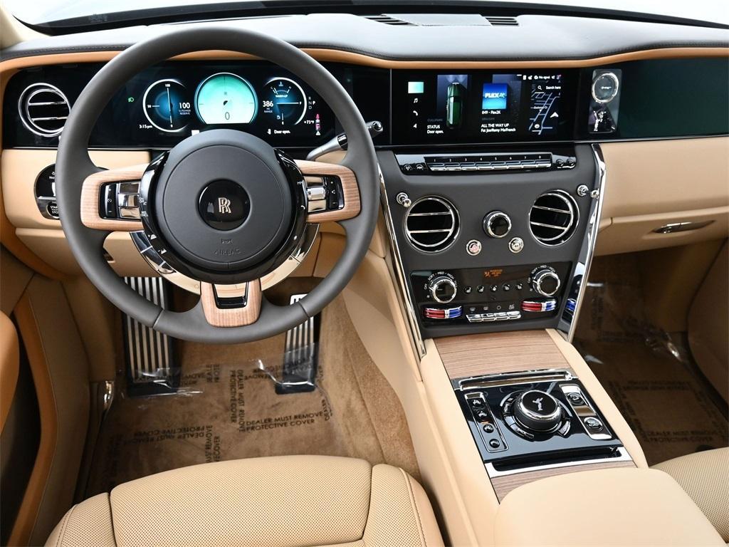 new 2026 Rolls-Royce Cullinan car, priced at $474,250