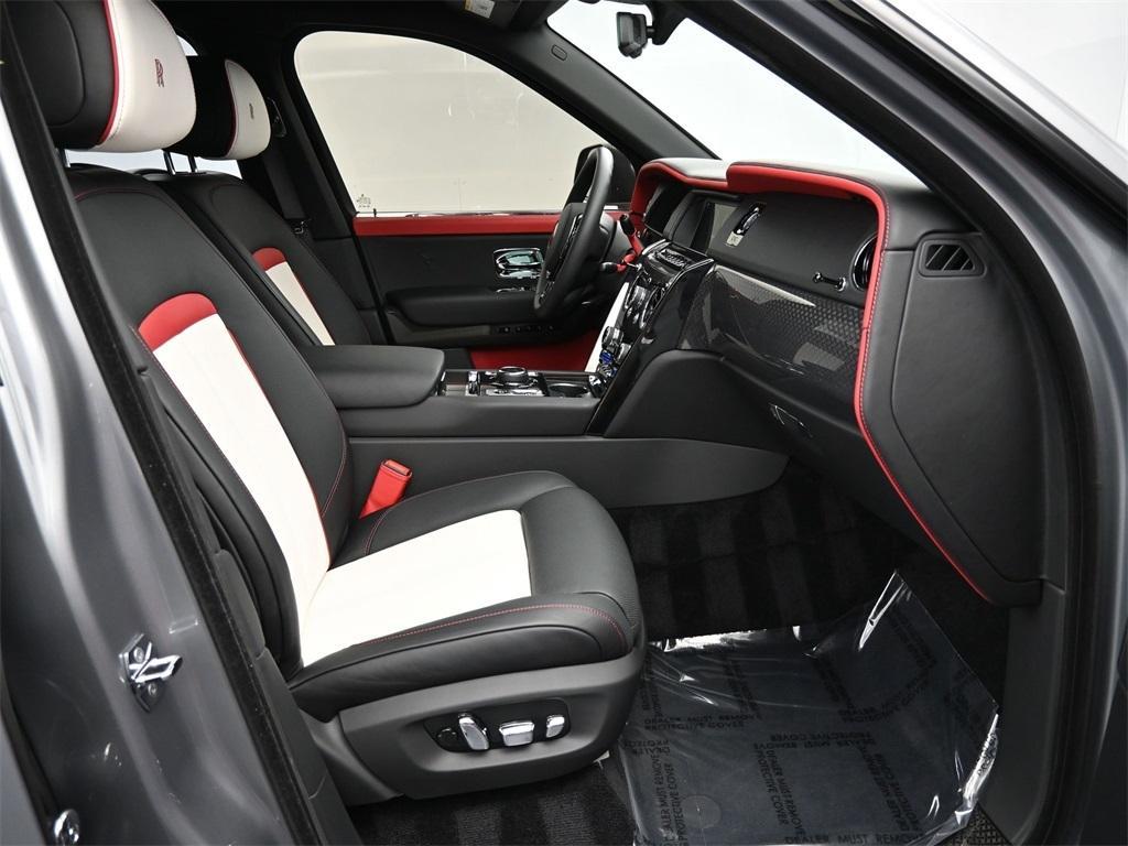 used 2023 Rolls-Royce Cullinan car, priced at $359,900