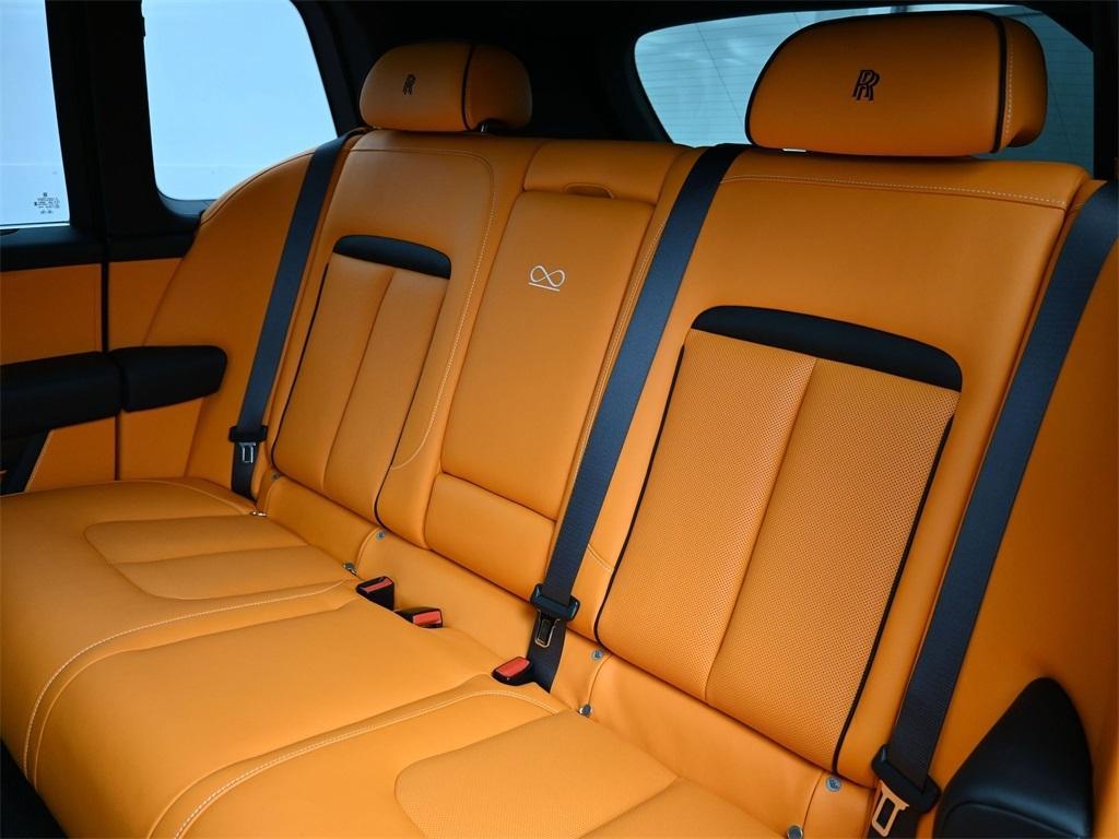 new 2026 Rolls-Royce Cullinan car, priced at $554,750