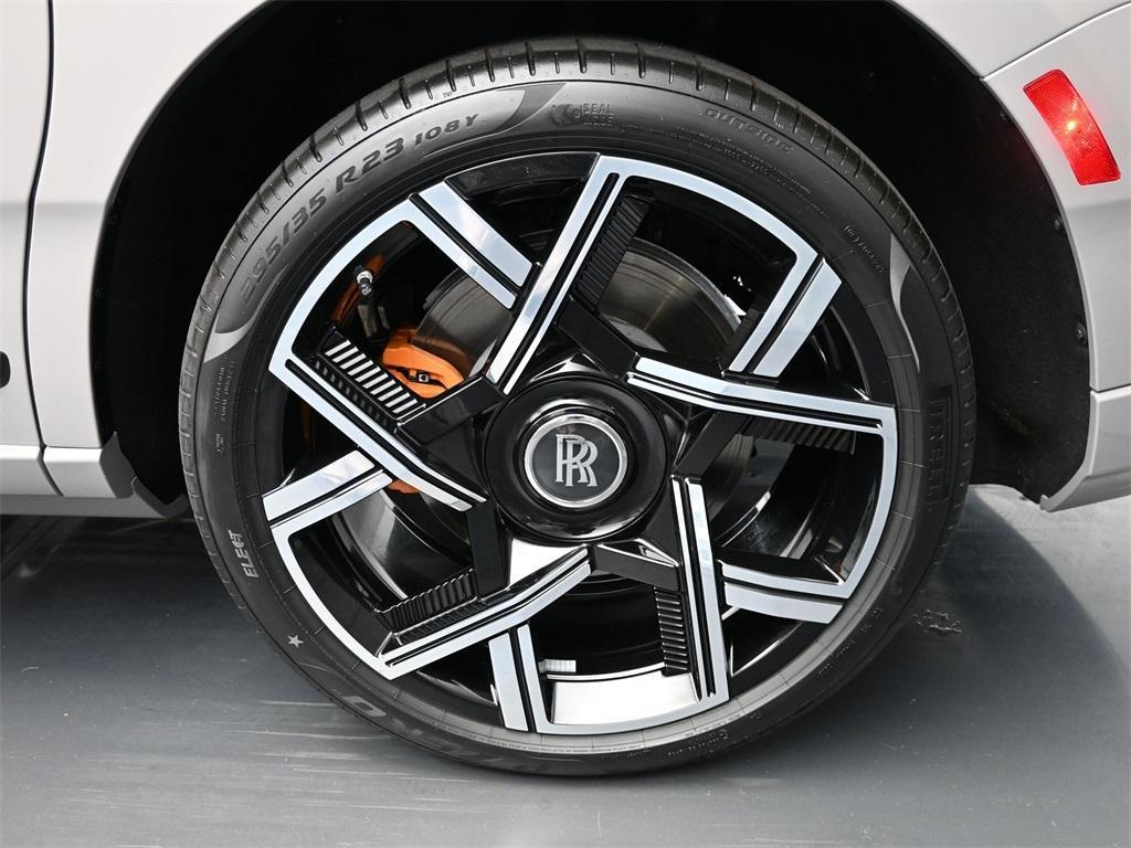 new 2026 Rolls-Royce Cullinan car, priced at $554,750