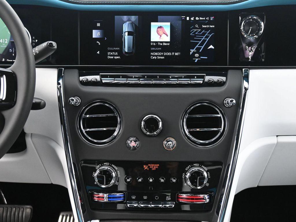 new 2026 Rolls-Royce Cullinan car, priced at $519,650