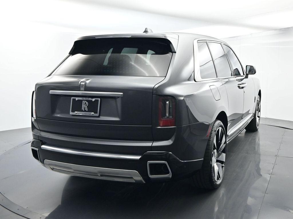 new 2026 Rolls-Royce Cullinan car, priced at $519,650