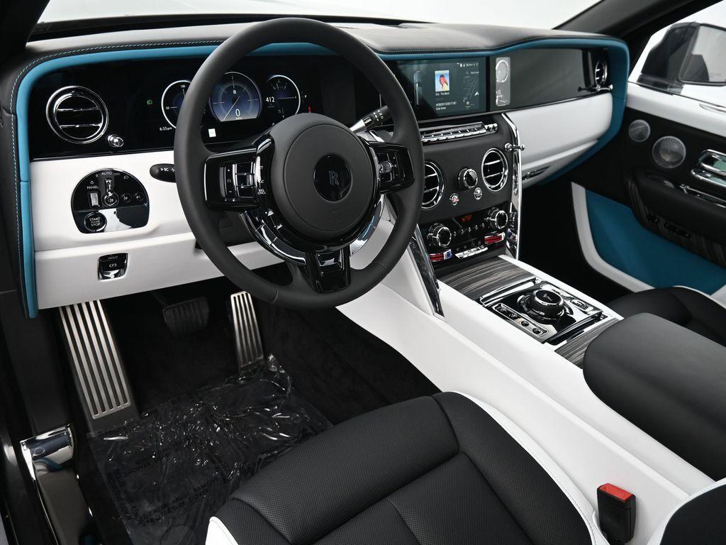 new 2026 Rolls-Royce Cullinan car, priced at $519,650