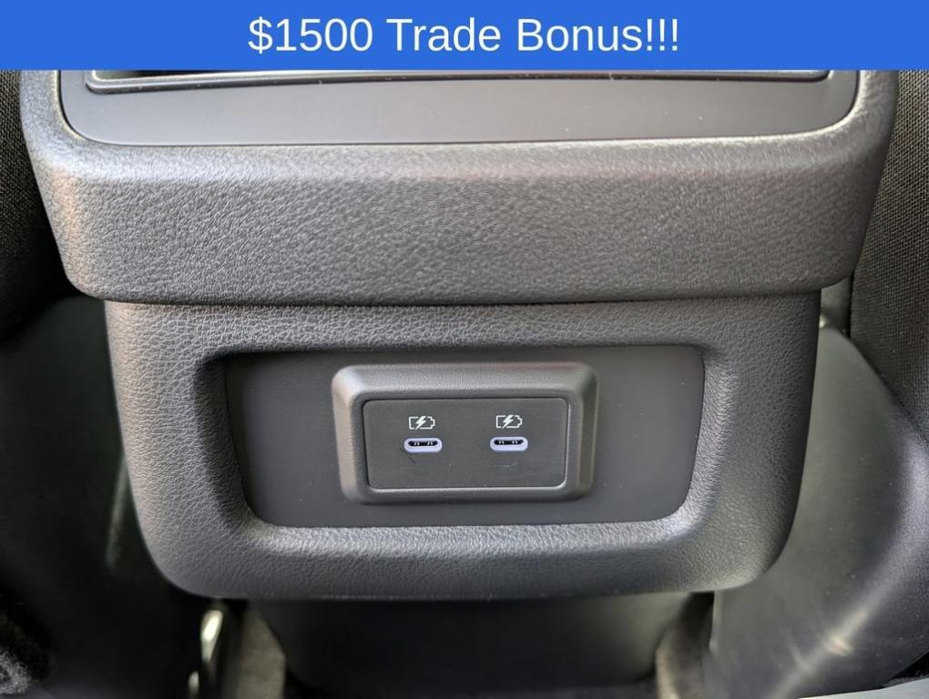 new 2026 Nissan Pathfinder car, priced at $42,561