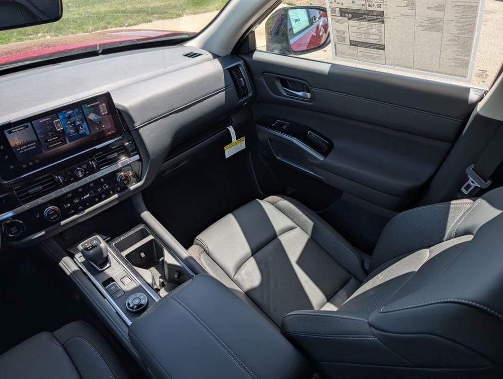 new 2026 Nissan Pathfinder car, priced at $45,256