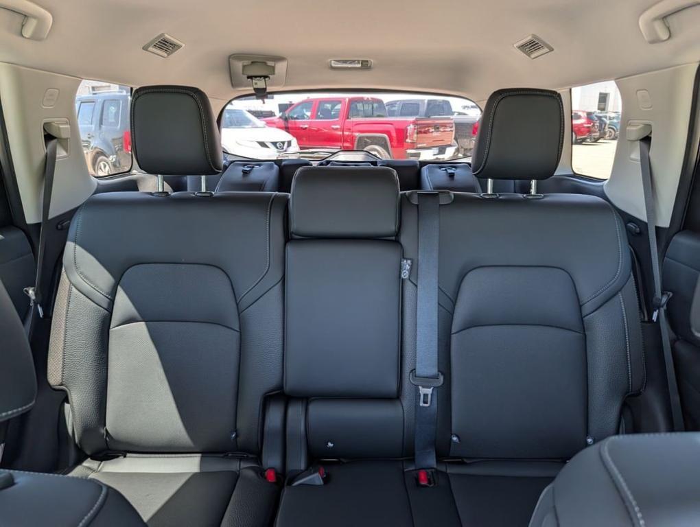 new 2026 Nissan Pathfinder car, priced at $45,256