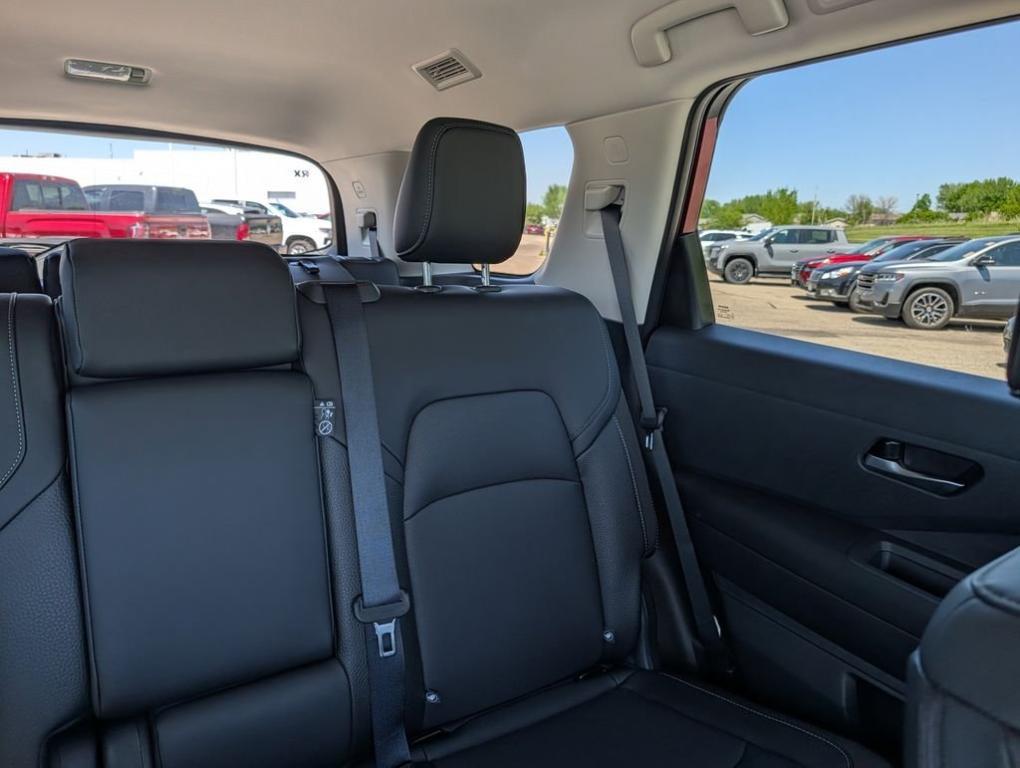 new 2026 Nissan Pathfinder car, priced at $45,256