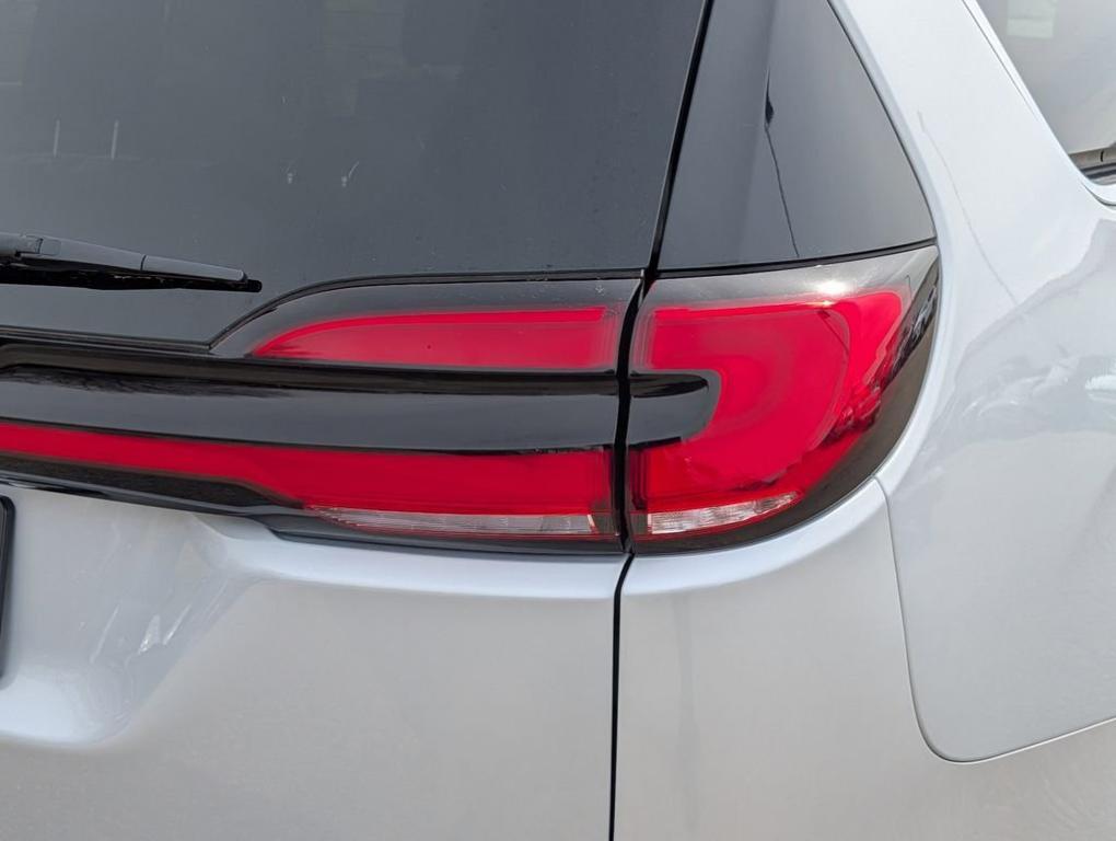 used 2023 Chrysler Pacifica car, priced at $23,800