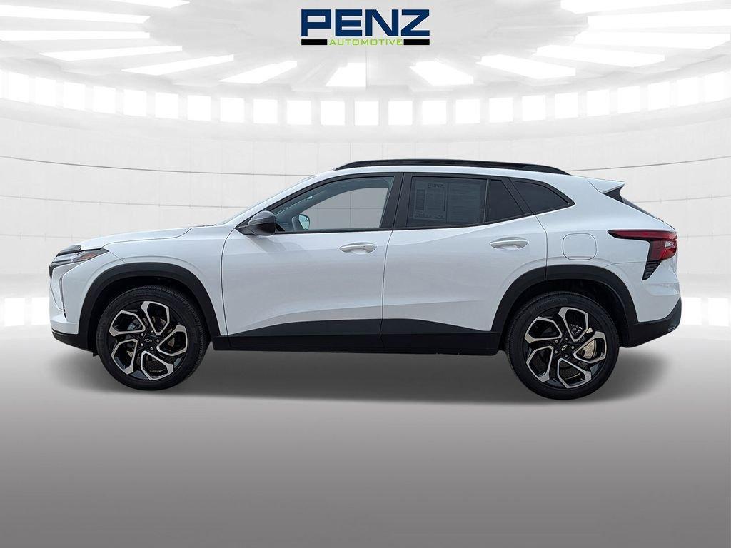 used 2025 Chevrolet Trax car, priced at $23,500