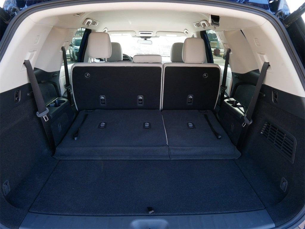 new 2025 Nissan Pathfinder car, priced at $40,000