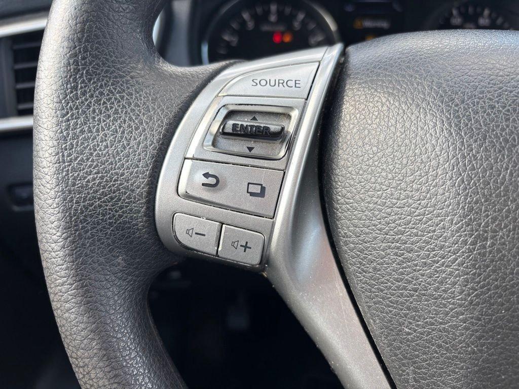 used 2015 Nissan Rogue car, priced at $7,700