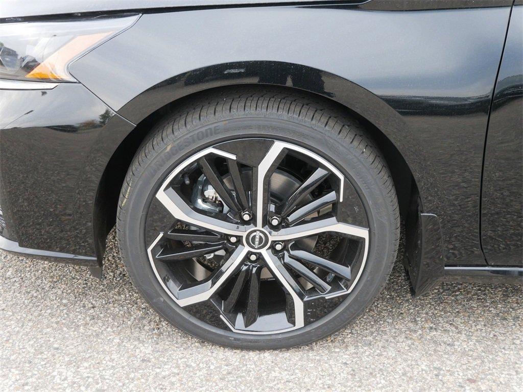 new 2025 Nissan Altima car, priced at $30,000