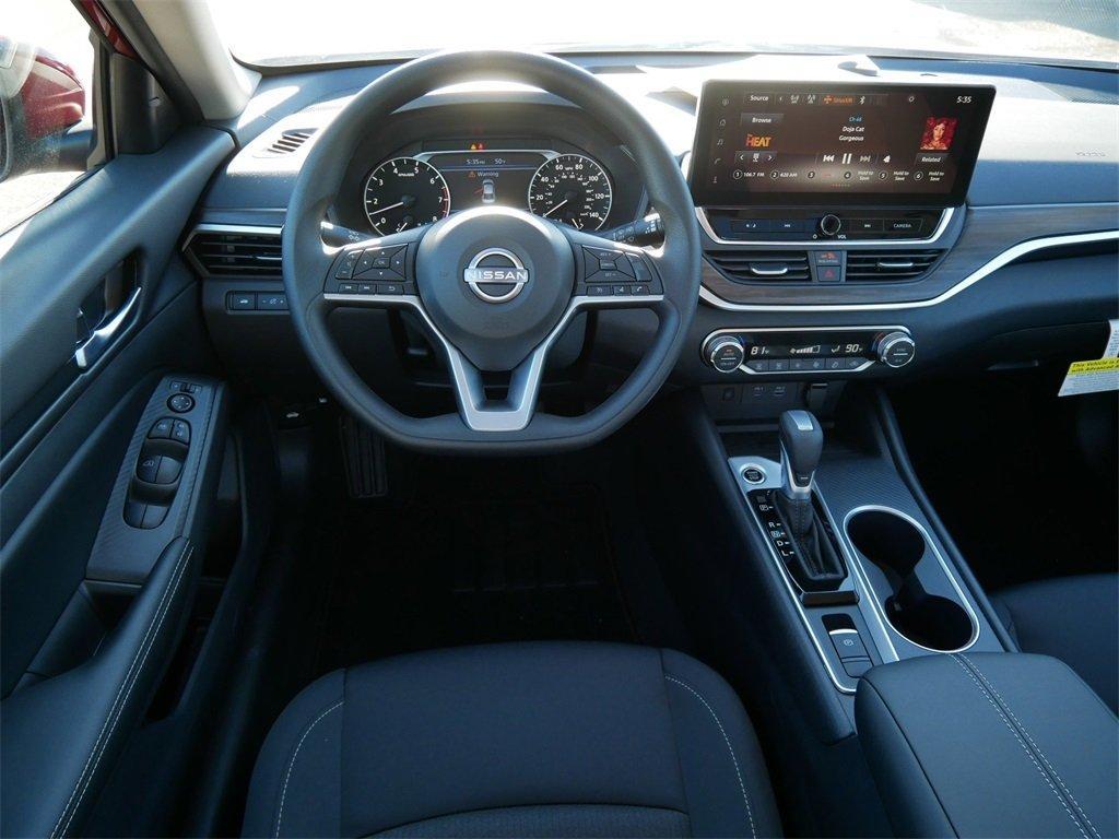 new 2025 Nissan Altima car, priced at $28,000