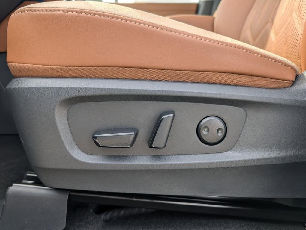 new 2026 Nissan Pathfinder car, priced at $51,888