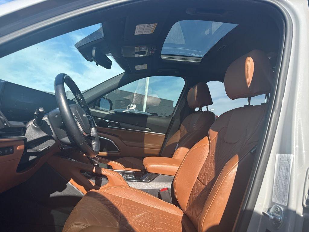 used 2023 Kia Telluride car, priced at $40,700