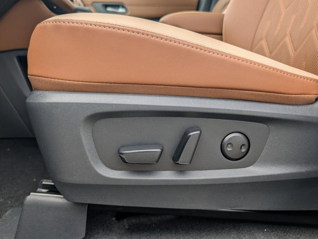 new 2026 Nissan Pathfinder car, priced at $52,678