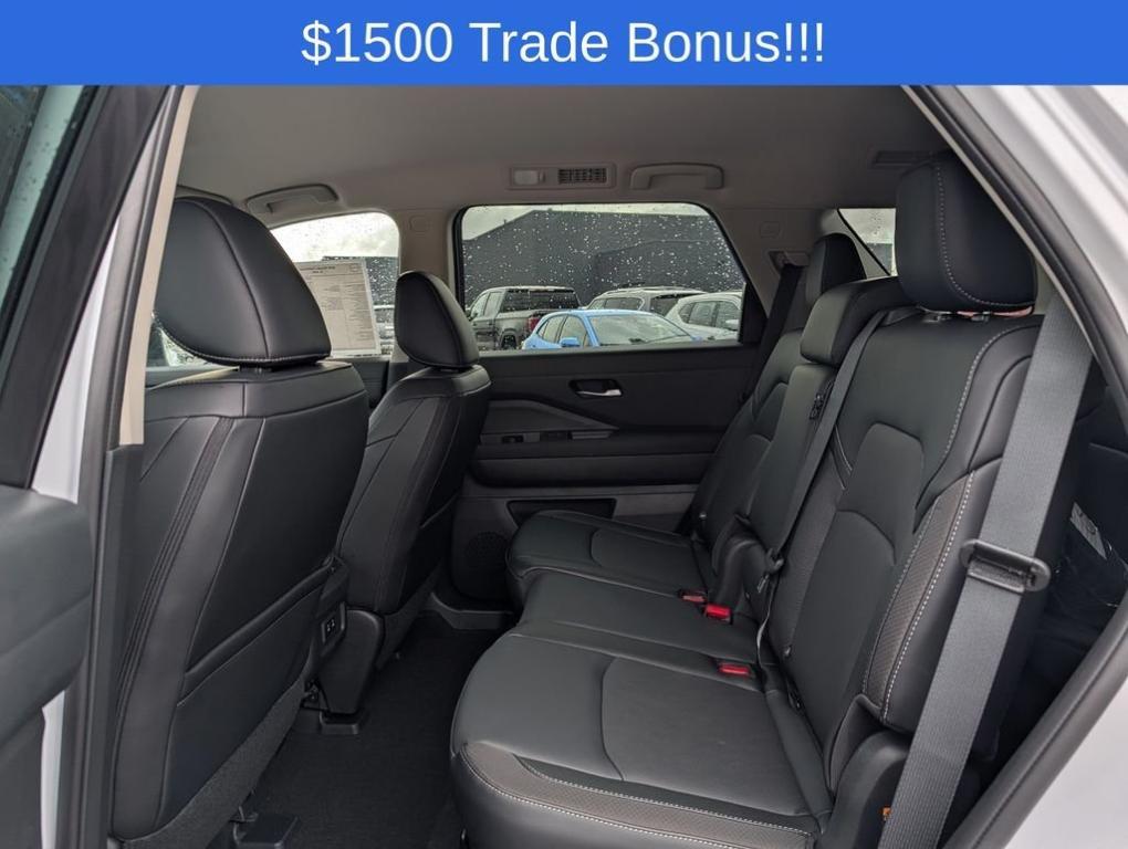 new 2026 Nissan Pathfinder car, priced at $45,206