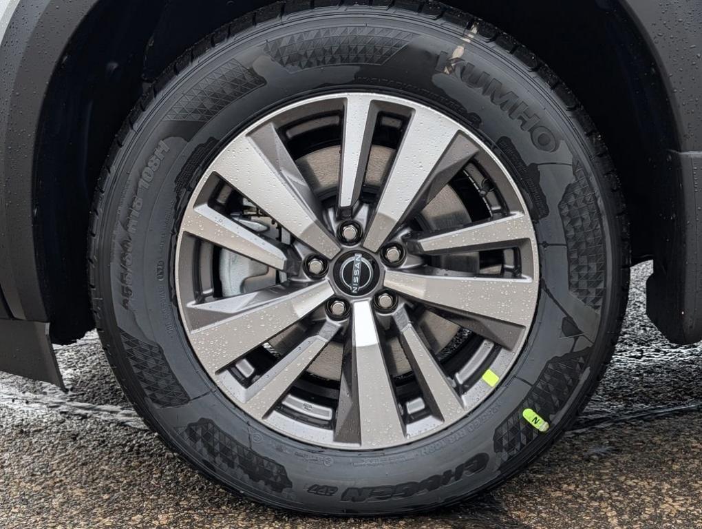 new 2026 Nissan Pathfinder car, priced at $45,206