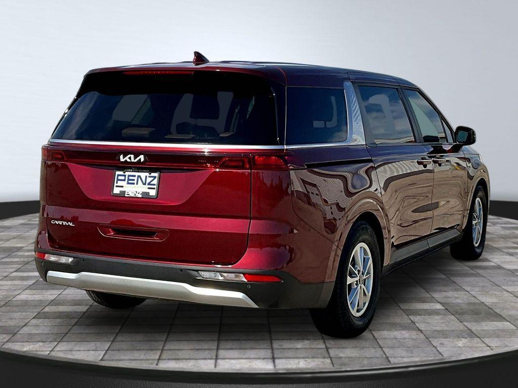 used 2024 Kia Carnival car, priced at $23,200