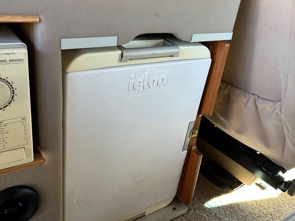 used 1994 Ford E150 car, priced at $10,500