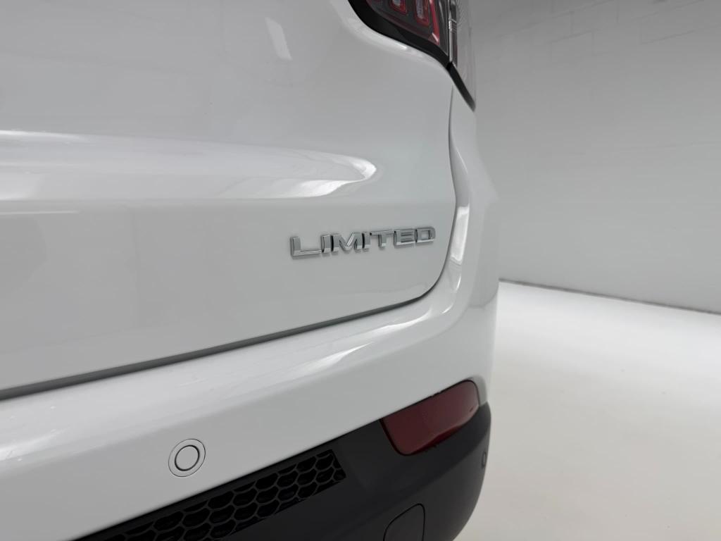 new 2026 Jeep Compass car, priced at $36,270