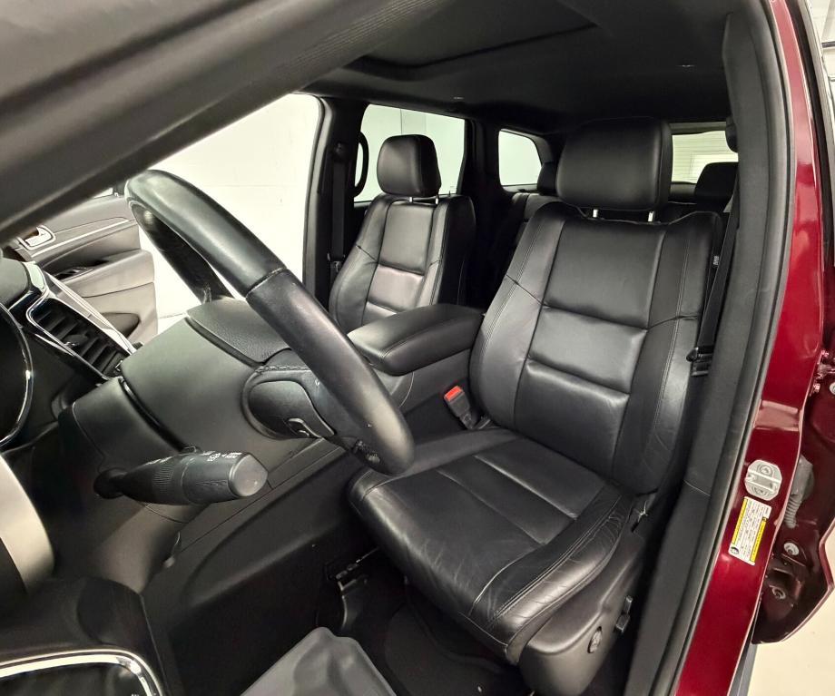 used 2019 Jeep Grand Cherokee car, priced at $27,290