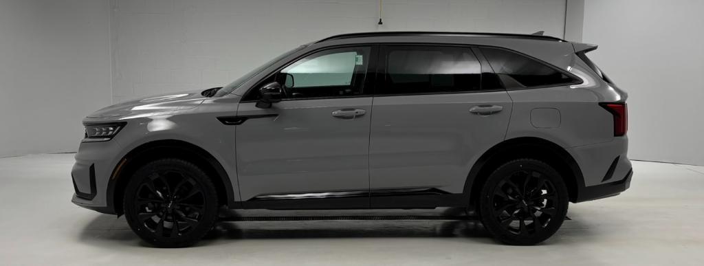 used 2023 Kia Sorento car, priced at $29,874