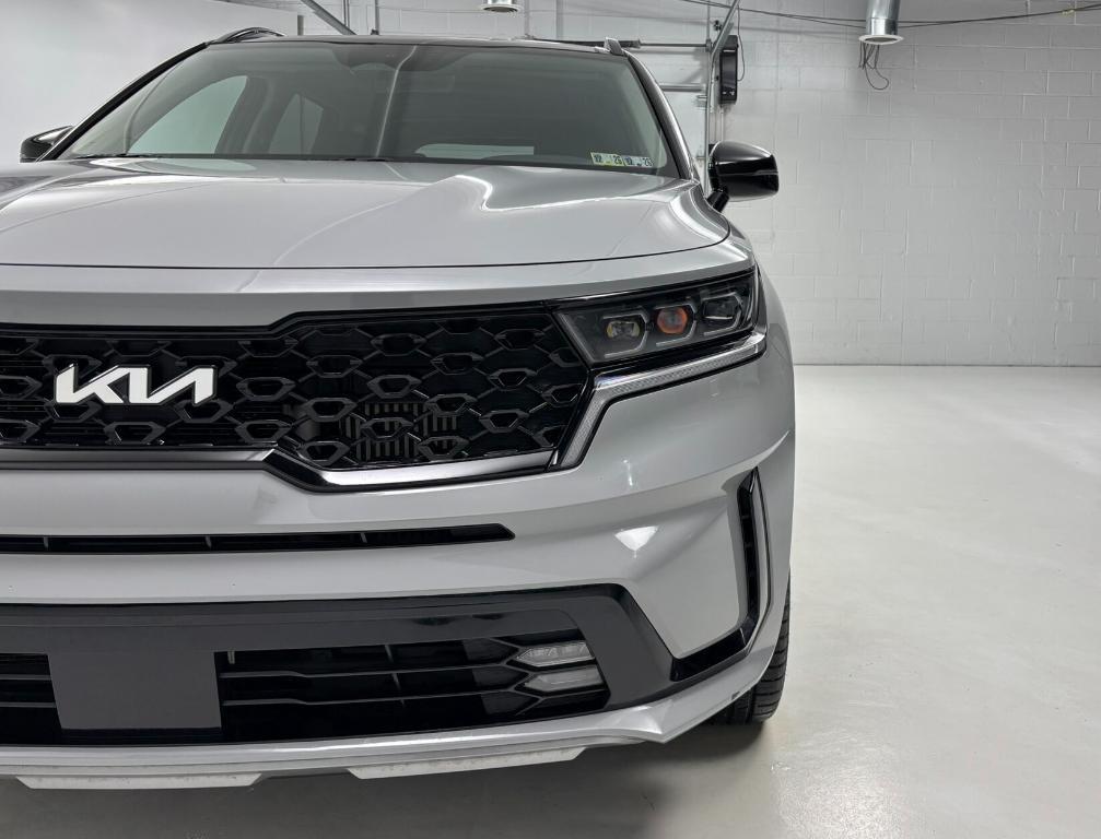 used 2023 Kia Sorento car, priced at $29,874