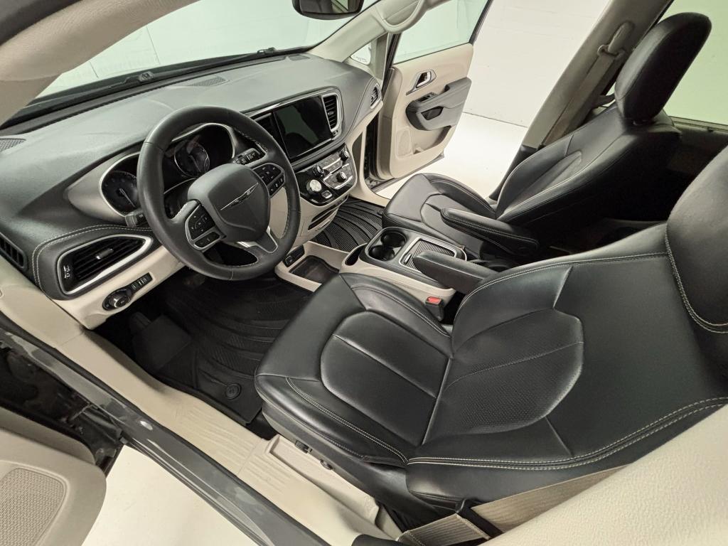 used 2023 Chrysler Pacifica car, priced at $33,800