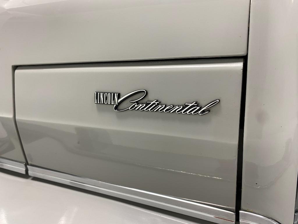 used 1979 Lincoln Town Car car, priced at $31,000