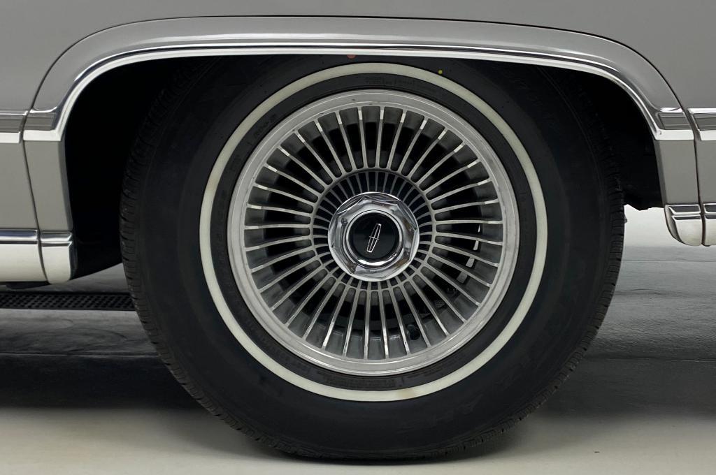 used 1979 Lincoln Town Car car, priced at $31,000