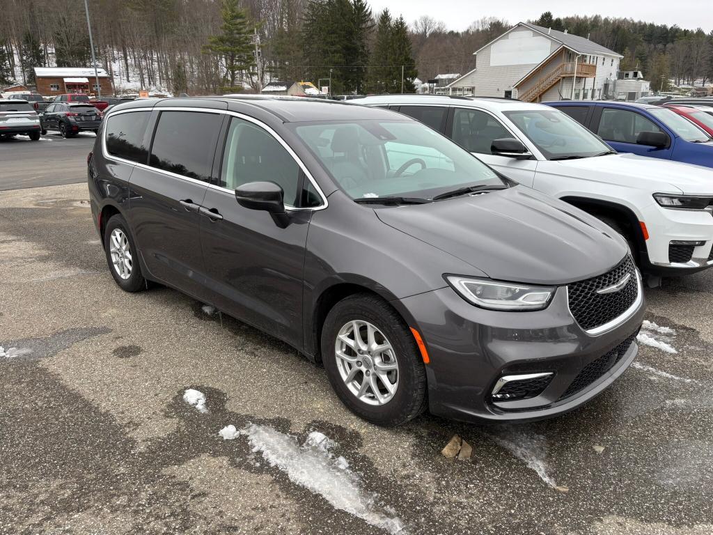 used 2023 Chrysler Pacifica car, priced at $30,800