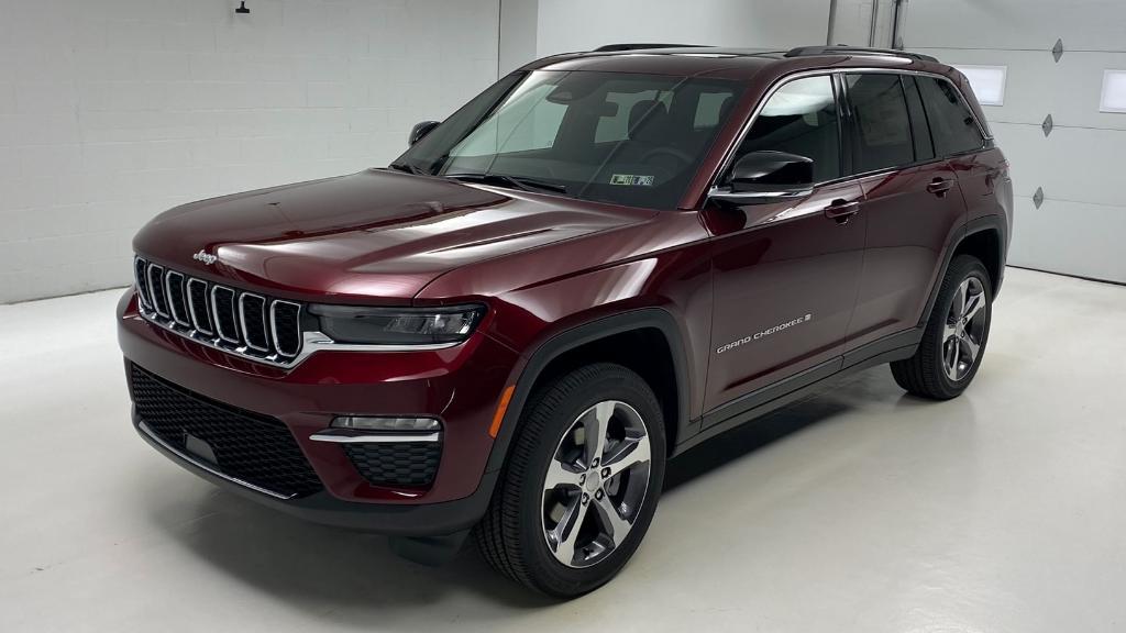 new 2025 Jeep Grand Cherokee car, priced at $51,267