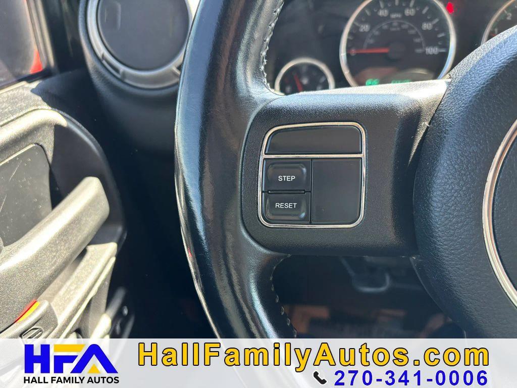 used 2013 Jeep Wrangler Unlimited car, priced at $17,999