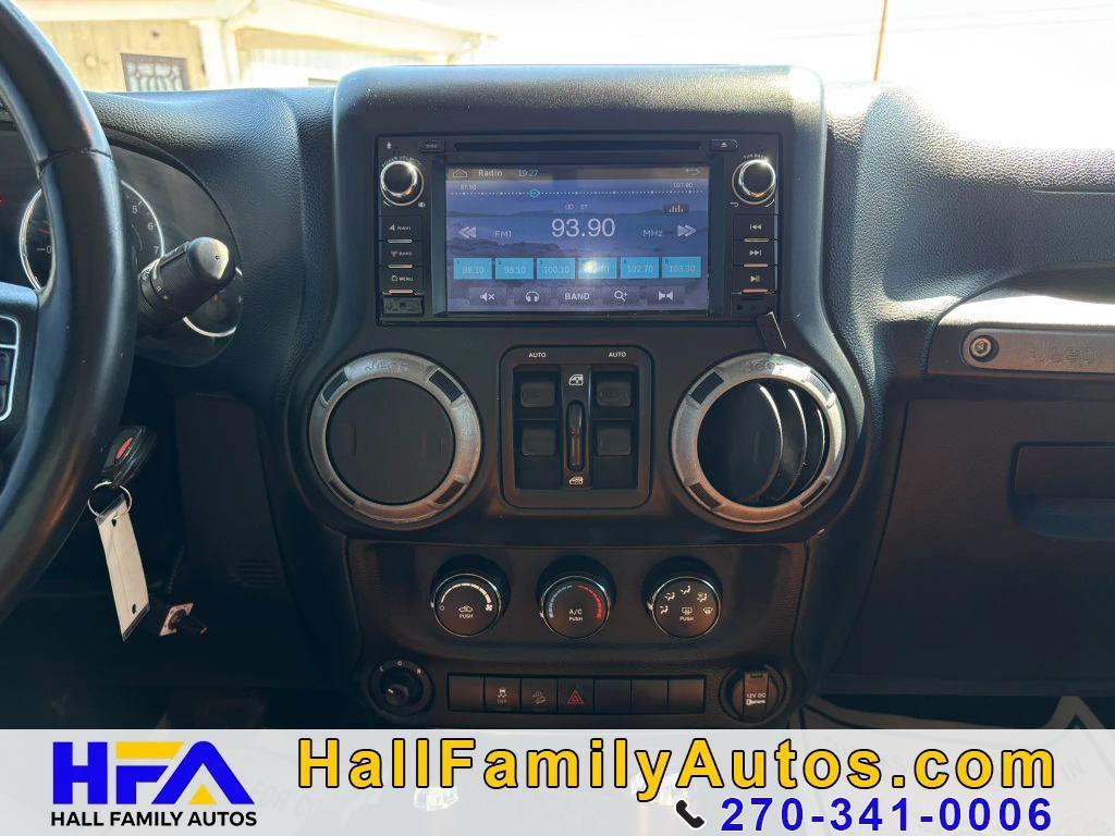 used 2013 Jeep Wrangler Unlimited car, priced at $17,999