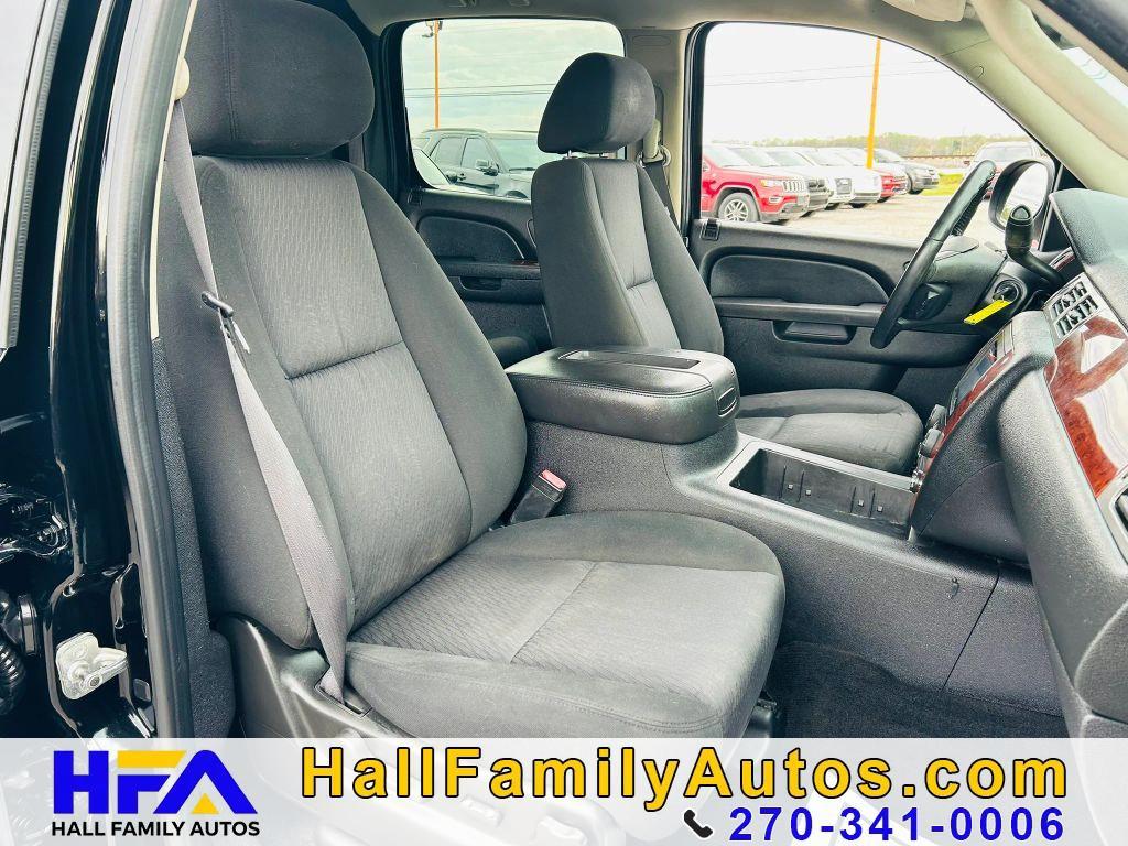 used 2011 Chevrolet Avalanche car, priced at $13,999