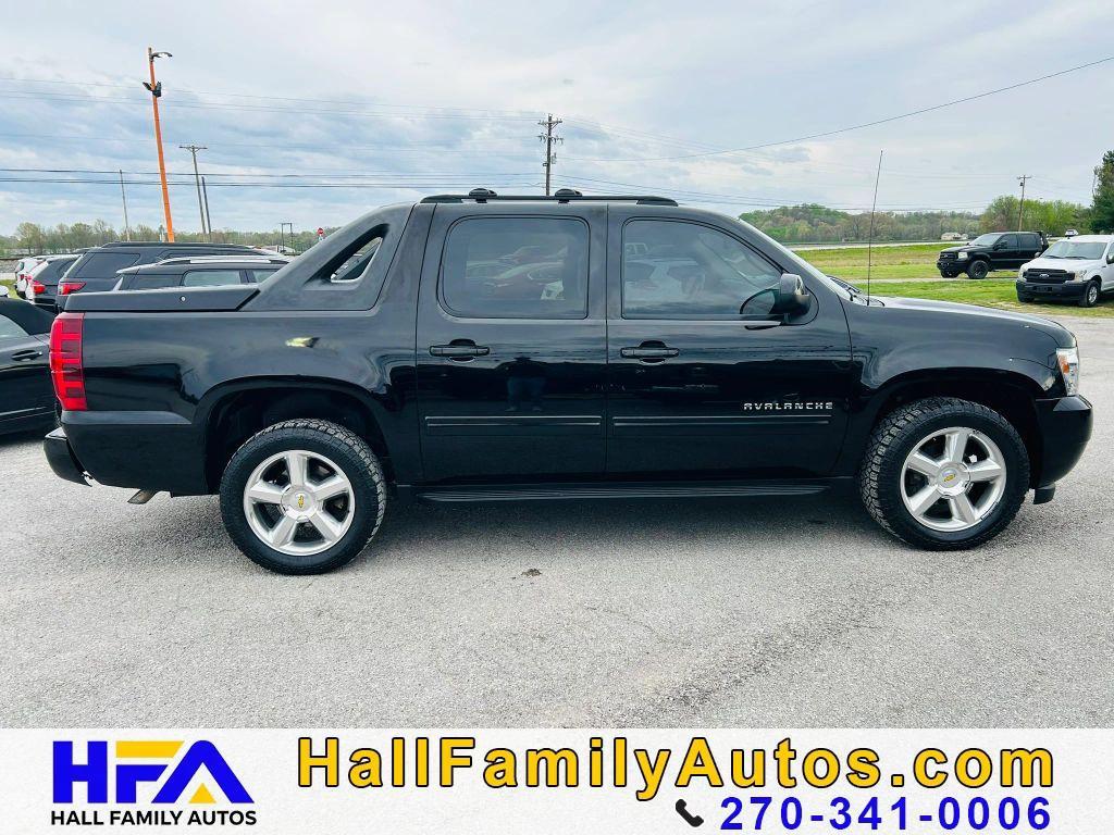 used 2011 Chevrolet Avalanche car, priced at $13,999