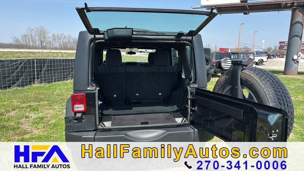 used 2012 Jeep Wrangler Unlimited car, priced at $17,999