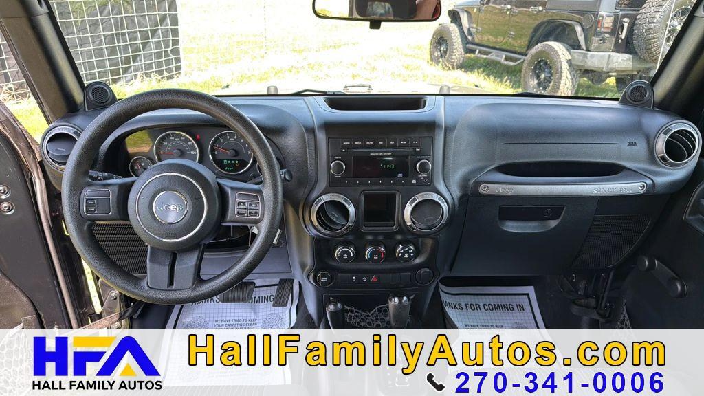 used 2012 Jeep Wrangler Unlimited car, priced at $17,999