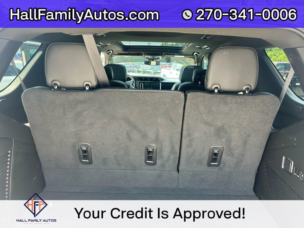 used 2023 GMC Yukon car, priced at $59,999