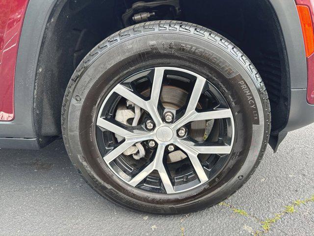 used 2024 Jeep Grand Cherokee car, priced at $35,500