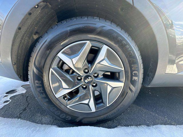 used 2021 Kia Sorento Hybrid car, priced at $20,500