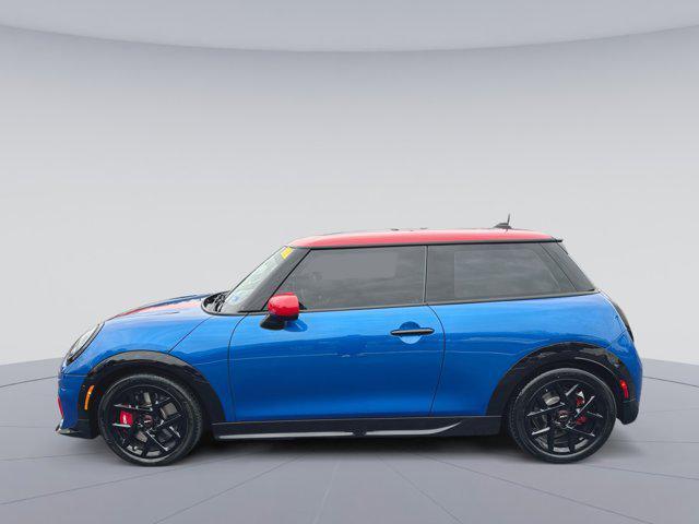 used 2025 MINI Hardtop car, priced at $36,001