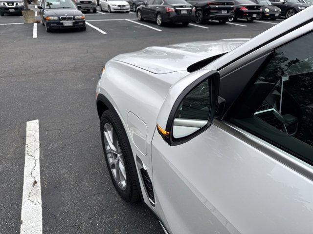 new 2026 BMW X5 PHEV car